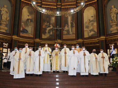 Ordenación diaconal y sacerdotal en la catedral de San Salvador